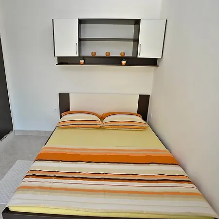 Villa Charming Villa *