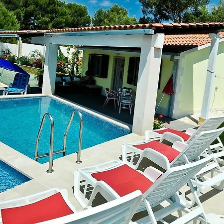 Villa Charming Milna (Brac)